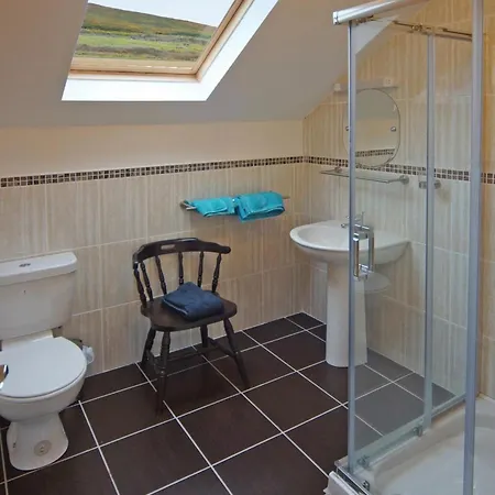 Prázdninový dům 4 Bed In Inch Oc-i190 *